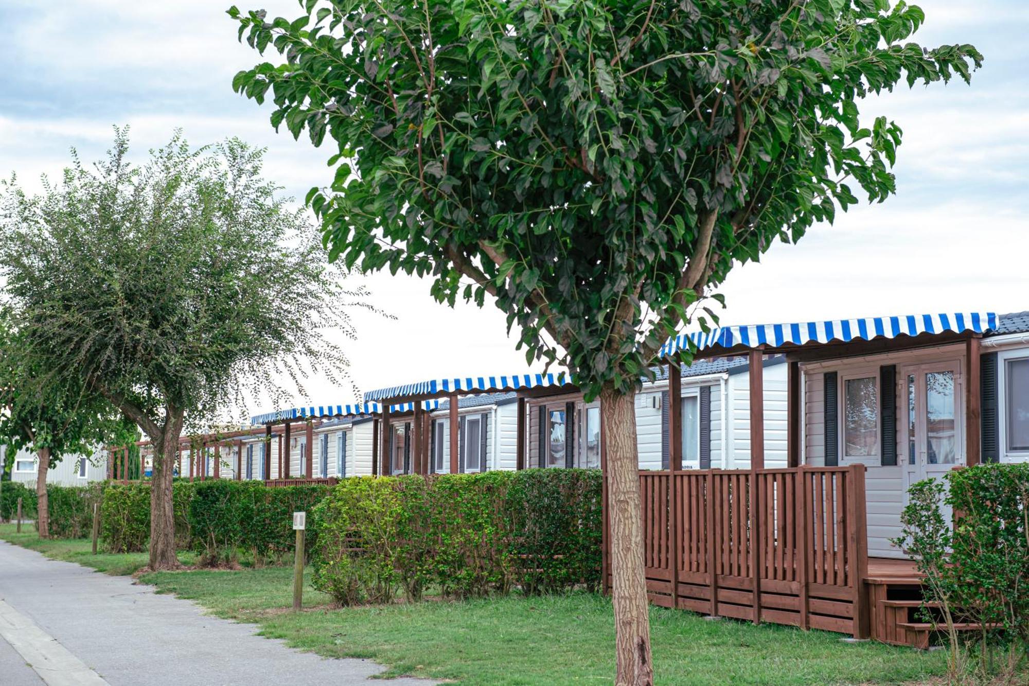 Kemping Albatross Mobile Homes On Playa Brava Pals